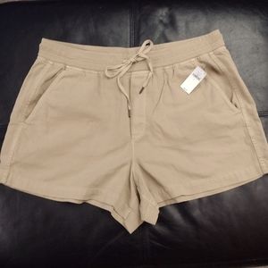 GAP Khaki Pull On Shorts